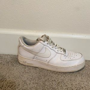 Nike Air Force 1